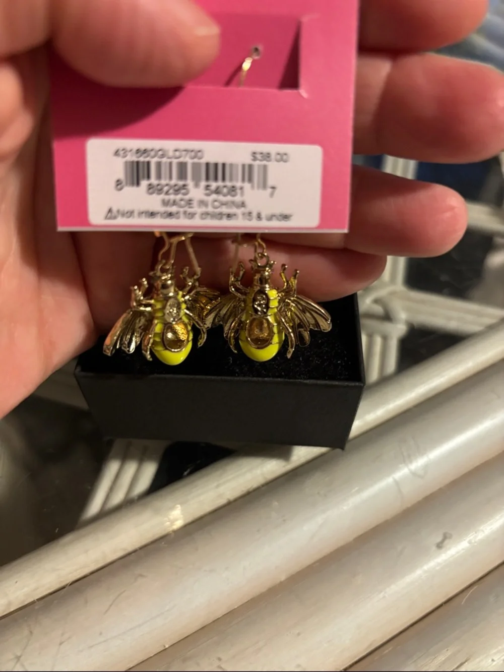 Betsey Johnson Yellow Enamel Bee Drop Earrings NWT - Picture 6 of 7